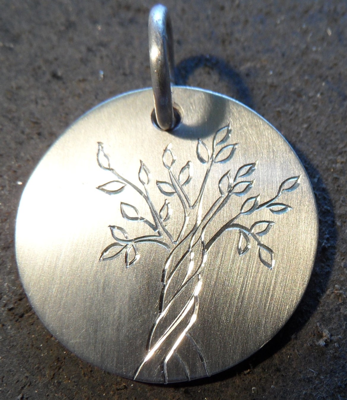 arbre de vie sur médaille
